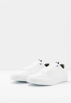 Pier One Unisexo UNISEX - Zapatillas - White -PIER ONE Ventas 078c331202d249b68d22fa08a4205aa6
