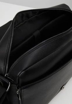 Pier One Hombre Bandolera - Black -PIER ONE Ventas 08cbec2d6273402ca574ee57c6f4aaae