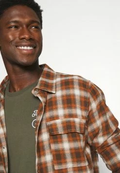 Pier One Hombre THERAPY BIKE EMBRO - Camiseta Básica - Olive -PIER ONE Ventas 0b6054721ddf48aaa15928151096f3b3