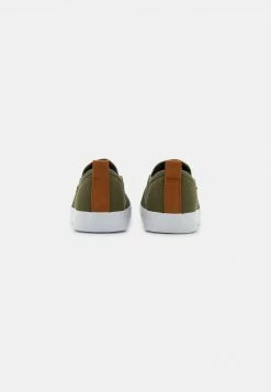 Pier One Unisexo UNISEX - Mocasines - Khaki -PIER ONE Ventas 0ec91ba0b5e8472194d82dc62e0f238c