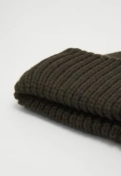 Pier One Unisexo 3 PACK UNISEX - Gorro - Black/grey/khaki 8 Pier One Unisexo 3 PACK UNISEX - Gorro - Black/grey/khaki -PIER ONE Ventas 122ae2a604e04a33bd6c28fbbb6d2af3