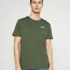 Pier One Hombre Camiseta Estampada - Olive 2 Pier One Hombre Camiseta Estampada - Olive -PIER ONE Ventas 17a3d4384d6a4383824f5b91bb53b7ae
