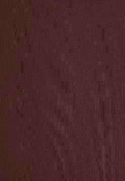 Pier One Hombre 3 PACK - Camiseta Básica - Black/grey/bordeaux 19 Pier One Hombre 3 PACK - Camiseta Básica - Black/grey/bordeaux -PIER ONE Ventas 1bfe5512547f415990250084a747d41a