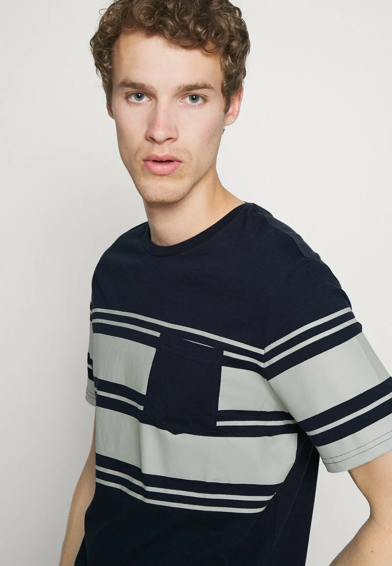 Pier One Hombre Camiseta Estampada - Dark Blue 6 Pier One Hombre Camiseta Estampada - Dark Blue - Imagen 4