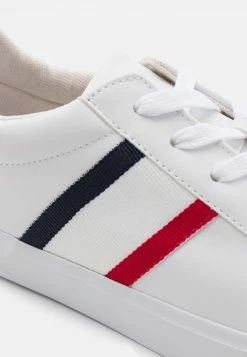 Pier One Unisexo UNISEX - Zapatillas - White 13 Pier One Unisexo UNISEX - Zapatillas - White -PIER ONE Ventas 22a7f9375cf647a88ee53c6ee605b389