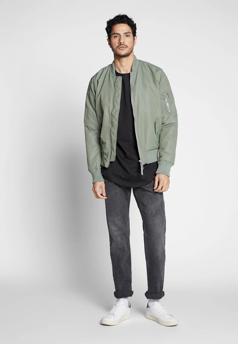 Pier One Hombre Camiseta Básica - Black 4 Pier One Hombre Camiseta Básica - Black - Imagen 2