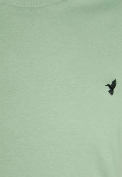 Pier One Unisexo BIRDIE - Camiseta Básica - White/off-white/green -PIER ONE Ventas 2a1a410af7cd48c8a33cf2fb7890fb58