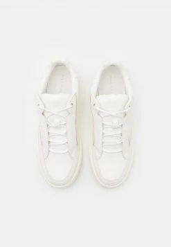 Pier One Hombre Zapatillas - White/gold-coloured 11 Pier One Hombre Zapatillas - White/gold-coloured -PIER ONE Ventas 2c91764f4ac14ce3aa2601594068add7