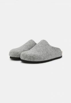 Pier One Unisexo UNISEX - Pantuflas - Grey -PIER ONE Ventas 2d0c21d3116a402fbb96f4757231e939