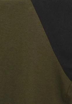 Pier One Hombre Camiseta Básica - Olive -PIER ONE Ventas 2da0e23ec89747108df20b198ff8bf0d