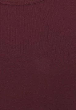 Pier One Hombre 3 PACK - Camiseta Interior - Dark Blue/bordeaux/off-white -PIER ONE Ventas 3128163b82644f8d9303cc9f390c54f2