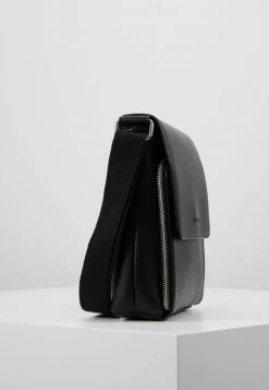 Pier One Hombre Bandolera - Black -PIER ONE Ventas 31f79a3e49c140948dedcd6cc64eb1eb