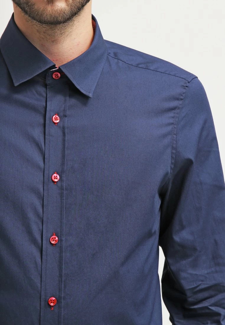 Pier One Hombre Camisa - Dark Blue/red 6 Pier One Hombre Camisa - Dark Blue/red - Imagen 4
