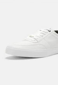 Pier One Unisexo UNISEX - Zapatillas - White -PIER ONE Ventas 385193e89bea4f1b81cea8ac57f28225