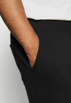 Pier One Hombre Pantalones Deportivos - Black -PIER ONE Ventas 48575df4872548bba79fbbedbf1abb19