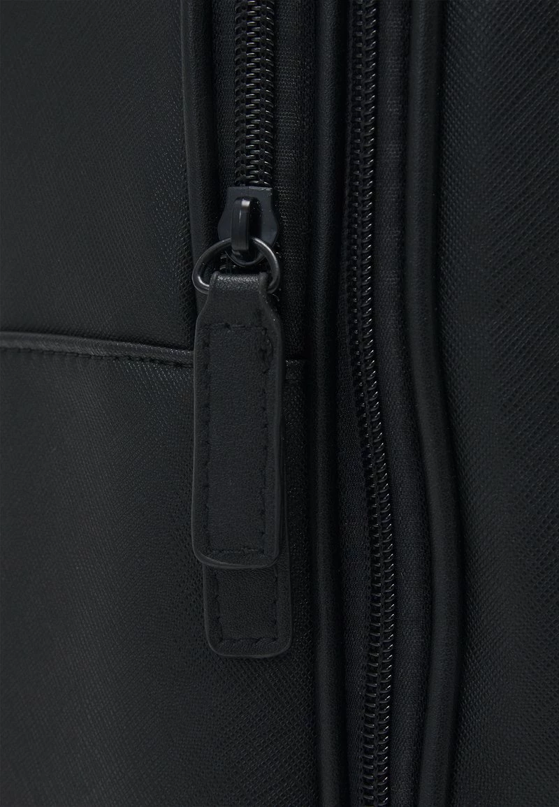 Pier One UNISEX - Mochila - Black, Unisexo 6 Pier One UNISEX - Mochila - Black, Unisexo - Imagen 4