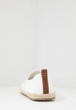 Pier One Unisexo RENA ESPADRILLE UNISEX - Alpargatas - White -PIER ONE Ventas 4f1c7dae0cbb47efaca02a71fb79d125