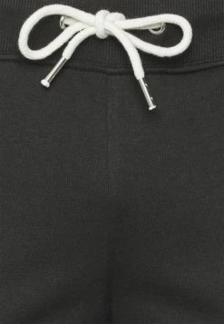 Pier One Hombre 2er PACK - Pantalones Deportivos - Green/black -PIER ONE Ventas 54c93432e327402e95b604322ba4a932