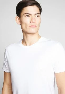 Pier One Hombre 2 PACK - Camiseta Básica - White/dark Blue 12 Pier One Hombre 2 PACK - Camiseta Básica - White/dark Blue -PIER ONE Ventas 5d6a04d994e343d2903cc2c1666bad4b