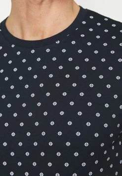 Pier One Hombre 3 PACK - Camiseta Estampada - White/dark Blue/red -PIER ONE Ventas 5fcb9053133a4f0cbf3c72e8cff6c432