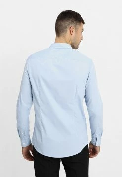 Pier One 2 PACK - Camisa Elegante - White/light Blue, Hombre -PIER ONE Ventas 61a099f0b8c94c12b7ecbbb87770ca61