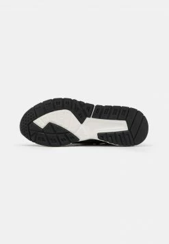 Pier One UNISEX - Zapatillas - Black, Unisexo 12 Pier One UNISEX - Zapatillas - Black, Unisexo -PIER ONE Ventas 631ed858c07d492fab7852eeec4dc5a9