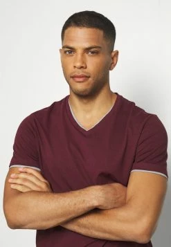 Pier One Hombre Camiseta Básica - Bordeaux -PIER ONE Ventas 67671e08d12343d69cdb83f305fe5212