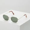 Pier One Unisexo UNISEX - Gafas De Sol - Gold-coloured/green 1 Pier One Unisexo UNISEX - Gafas De Sol - Gold-coloured/green -PIER ONE Ventas 6b399aa1746e4f95a5ecbc756284bfa0