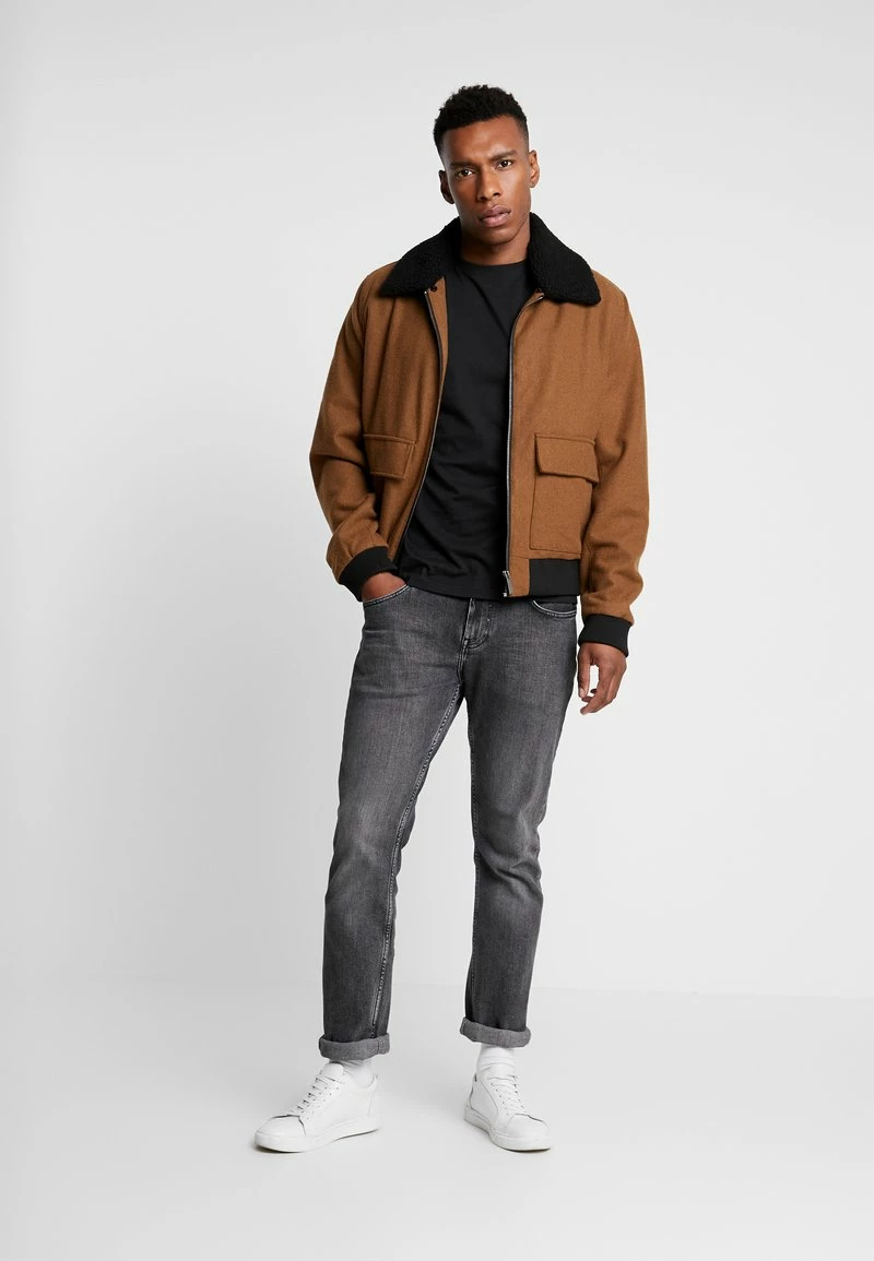 Pier One Hombre 3 PACK - Camiseta Básica - Black 3 Pier One Hombre 3 PACK - Camiseta Básica - Black