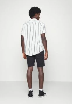 Pier One Hombre 2 PACK - Shorts - Black/olive -PIER ONE Ventas 73395e7496094f16ab01d685c224eec1