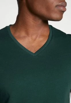 Pier One Hombre 3 PACK - Camiseta Básica - Black, Grey, Green 11 Pier One Hombre 3 PACK - Camiseta Básica - Black, Grey, Green -PIER ONE Ventas 75d8e7abd9c649fe8ff382e42bf08591