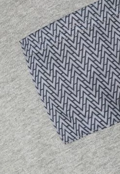 Pier One Camiseta Estampada - Mottled Grey, Hombre 13 Pier One Camiseta Estampada - Mottled Grey, Hombre -PIER ONE Ventas 77363ff220c9487aa092e8bdec67b464