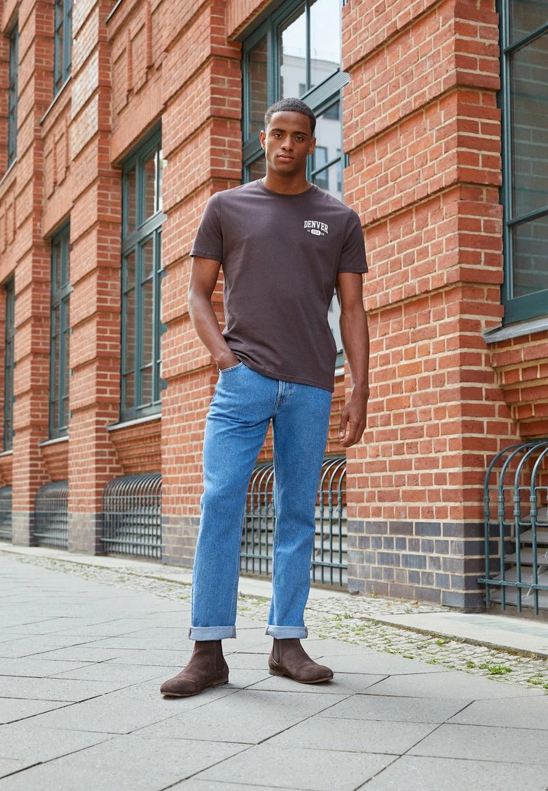 Pier One Hombre GRAPHIC T-SHIRT - Camiseta Estampada - Brown 3 Pier One Hombre GRAPHIC T-SHIRT - Camiseta Estampada - Brown