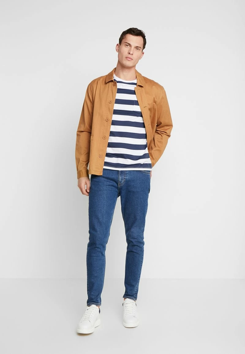 Pier One Hombre Camiseta Estampada - Dark Blue/white 4 Pier One Hombre Camiseta Estampada - Dark Blue/white - Imagen 2