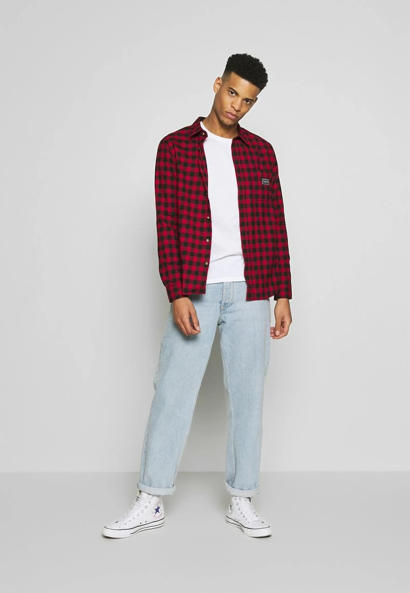 Pier One Hombre 3 PACK - Camiseta Básica - Black/ White 4 Pier One Hombre 3 PACK - Camiseta Básica - Black/ White - Imagen 2