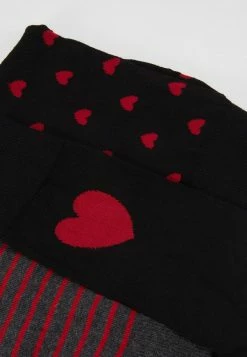 Pier One Hombre VALENTINES 3 PACK - Calcetines - Black/dark Red 9 Pier One Hombre VALENTINES 3 PACK - Calcetines - Black/dark Red -PIER ONE Ventas 8be4eb730df443b4ae1e1ce208f29295