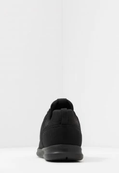 Pier One Hombre Zapatillas - Black -PIER ONE Ventas 8c04451f4e72418c90d848f6c7b77d6d