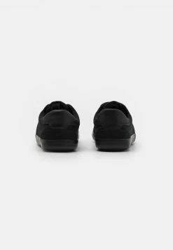 Pier One Hombre Zapatillas - Black 10 Pier One Hombre Zapatillas - Black -PIER ONE Ventas 92e24a95f77c43d7a5a219ab3666744b