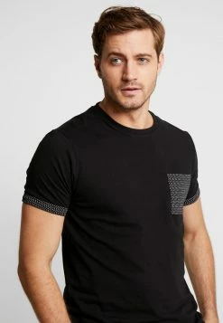 Pier One Hombre Camiseta Estampada - Black -PIER ONE Ventas 9343835ddc9f438ca3a4235c3a416a16