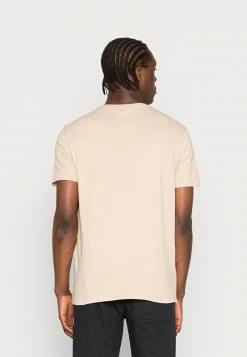 Pier One Camiseta Estampada - Tan, Hombre 9 Pier One Camiseta Estampada - Tan, Hombre -PIER ONE Ventas 9cb802a1c7a84bb19d6b2a42d8bb14c8