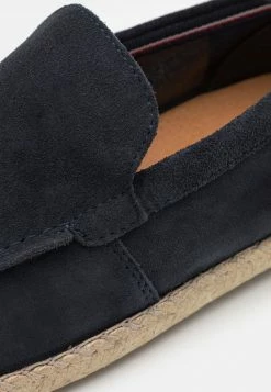 Pier One Hombre LEATHER - Alpargatas - Dark Blue -PIER ONE Ventas 9f393f8563b249638e56c7524786dd47