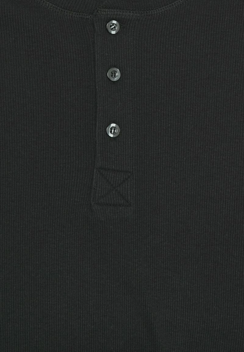 Pier One Hombre LOUNGE HENLEY TEE - Camiseta De Pijama - Black 8 Pier One Hombre LOUNGE HENLEY TEE - Camiseta De Pijama - Black - Imagen 6