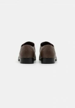 Pier One Hombre Zapatos De Vestir - Brown 10 Pier One Hombre Zapatos De Vestir - Brown -PIER ONE Ventas abdc4fa5e3bf4be1ad9fbe74eb9ba45f