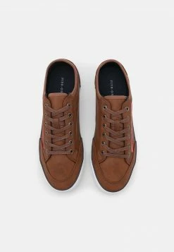 Pier One Hombre Zapatillas - Cognac -PIER ONE Ventas af3e2a368a8148559f0db2acf0436661