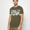 Pier One Hombre Camiseta Estampada - Oliv 2 Pier One Hombre Camiseta Estampada - Oliv -PIER ONE Ventas afdc0602b7da493fb522fa08ebd7c803