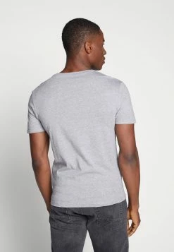 Pier One Hombre 3 PACK - Camiseta Básica - Black, Grey, Green 10 Pier One Hombre 3 PACK - Camiseta Básica - Black, Grey, Green -PIER ONE Ventas b3e2272097fd45d28e31884f564c0681