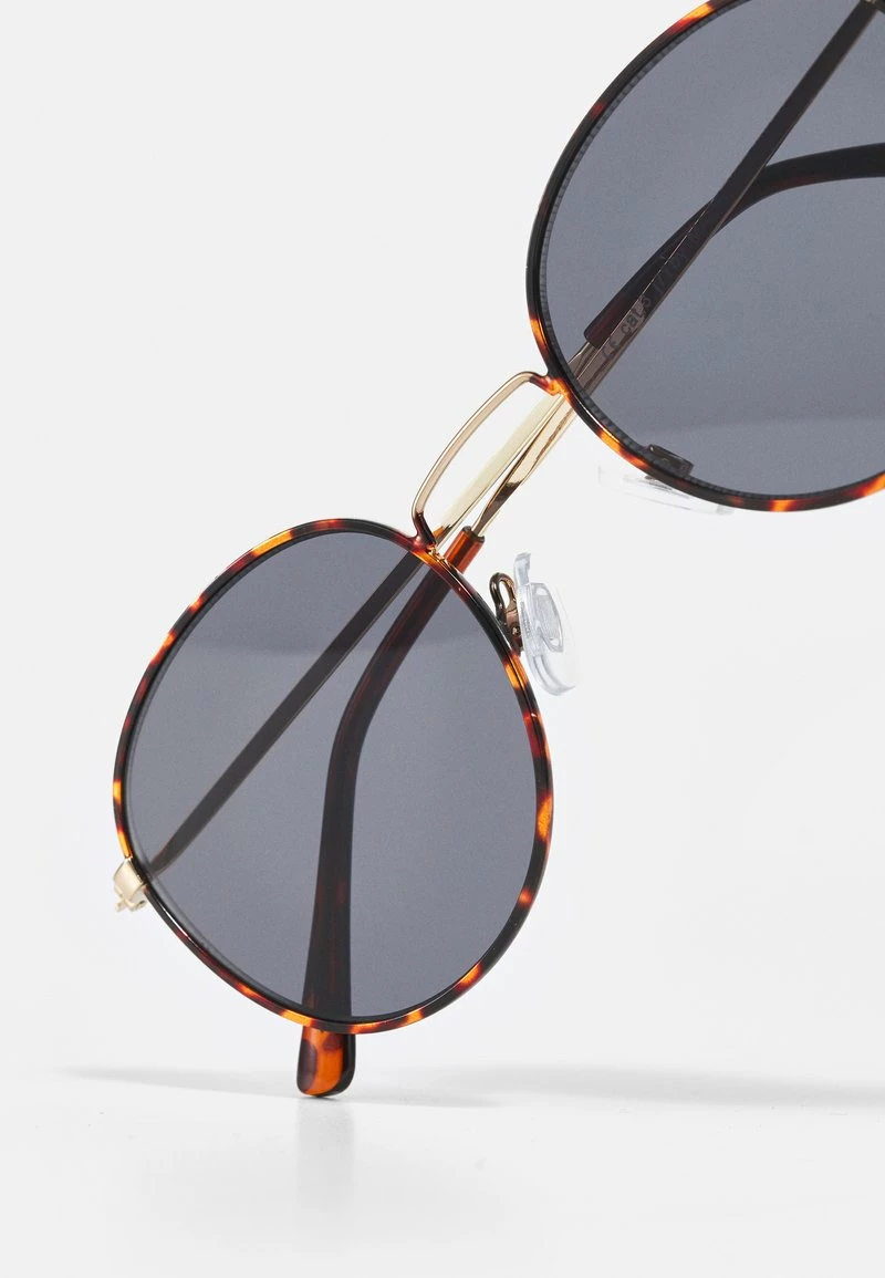 Pier One Unisexo UNISEX - Gafas De Sol - Brown 6 Pier One Unisexo UNISEX - Gafas De Sol - Brown - Imagen 4