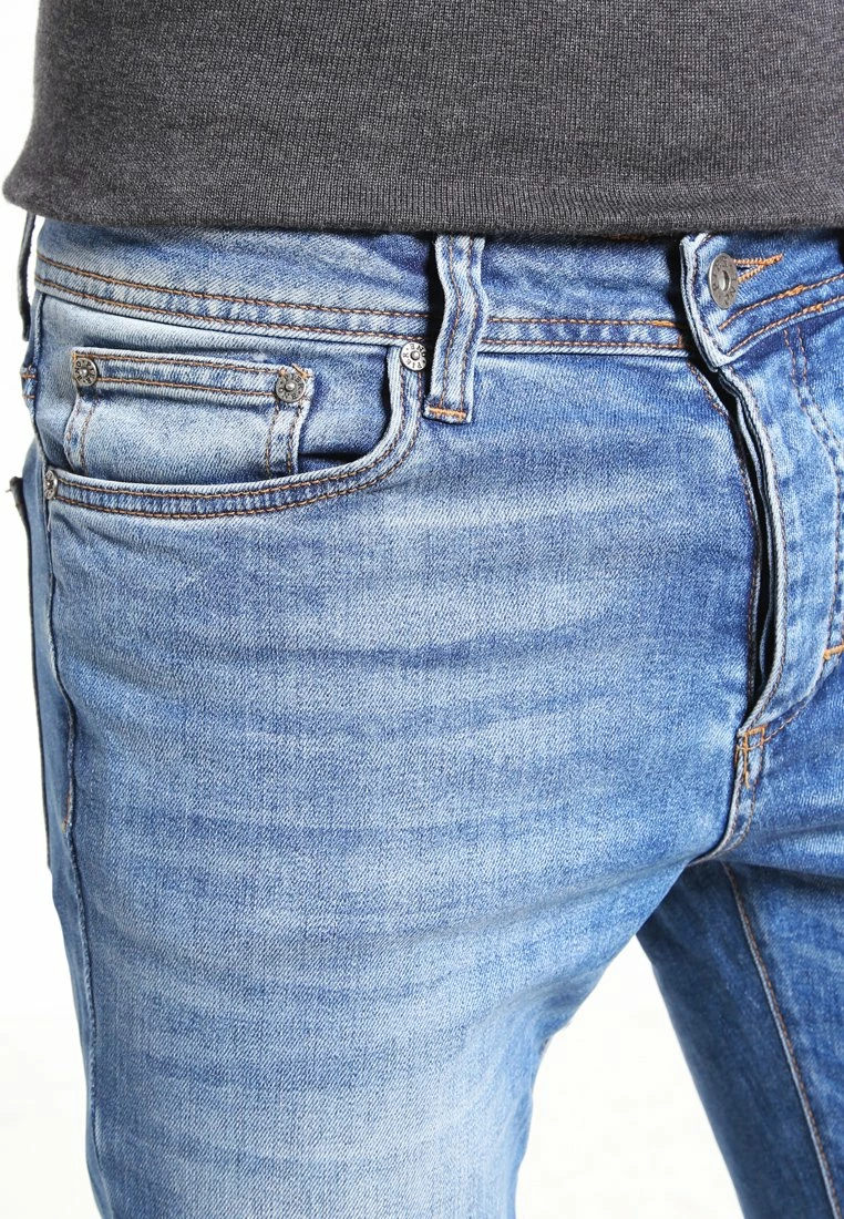 Pier One Hombre DISTRESSED DENIM SLIM FIT - Vaqueros Slim Fit - Light Blue 6 Pier One Hombre DISTRESSED DENIM SLIM FIT - Vaqueros Slim Fit - Light Blue - Imagen 4