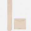 Pier One Hombre SET - Corbata - Sand 1 Pier One Hombre SET - Corbata - Sand -PIER ONE Ventas bfc72b3a387d4e129cea2f902e7d6925