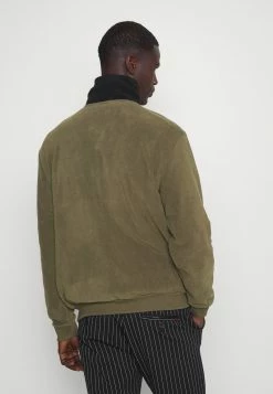 Pier One Hombre Forro Polar - Black/olive -PIER ONE Ventas c23a818e12d64f109d2e42ac34c2edcc